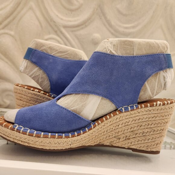 Gentle Souls " Cody" Denim Blue Suede" Wedge Sandals. NIB. Size 9 - Picture 5 of 10